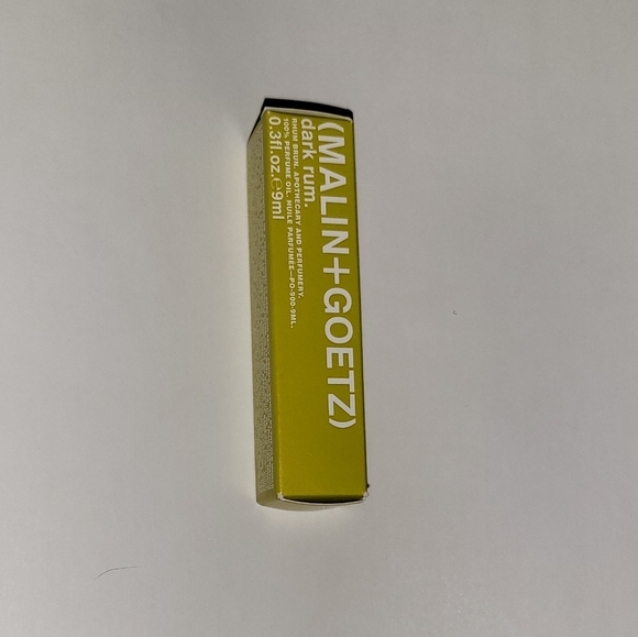 Malin + Goetz Dark Rum Scent Oil 0.3 fl. 0z - Picture 3 of 7